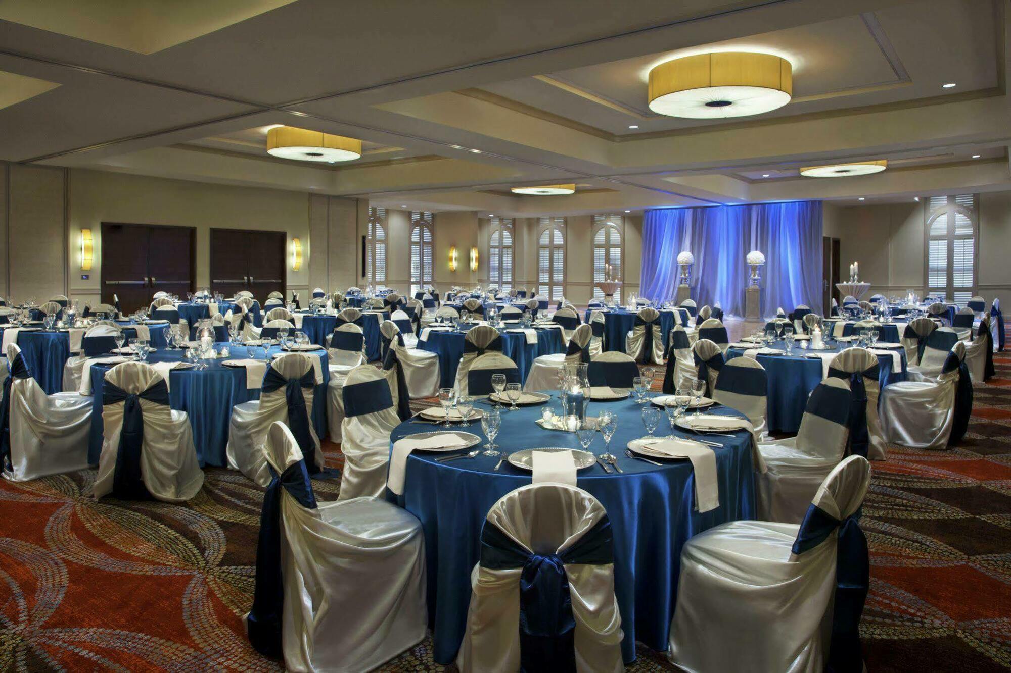 Hilton Palacio Del Rio Hotel 4*